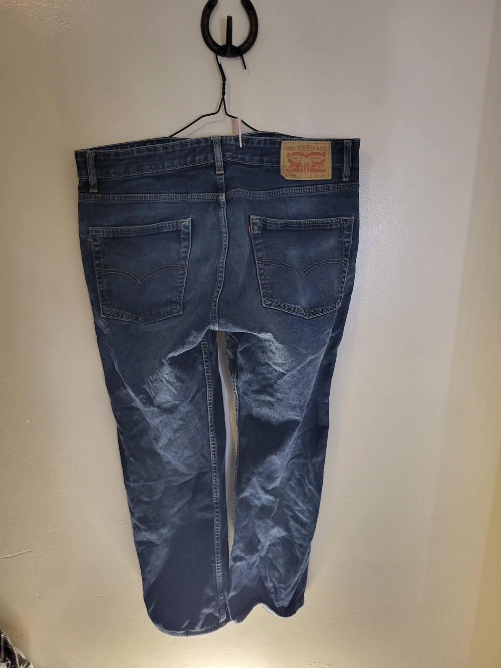 Levis - Picture 2 of 3